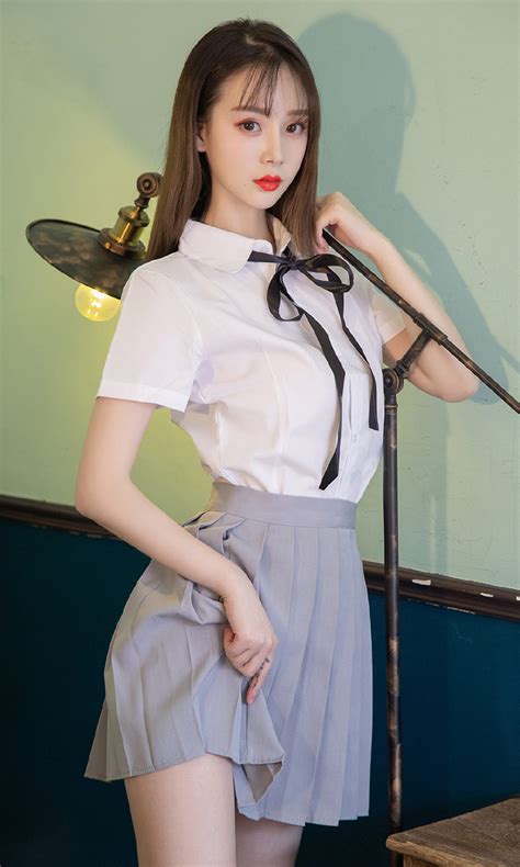 数字创作新时代：如何借助平台实现艺术与商业的完美结合